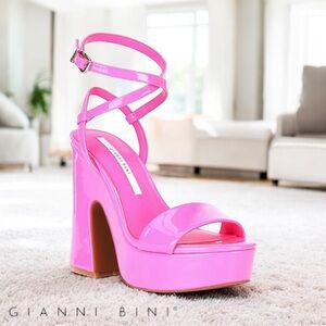 Gianni Bini LEXEY Patent Ankle Wrap Platform Sandal